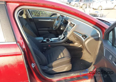 2014 Ford Fusion Se z USA, uszkodzony, nr VIN 3FA6P0HD6ER316237